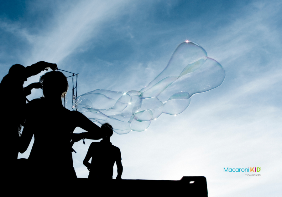 DIY Giant backyard bubbles