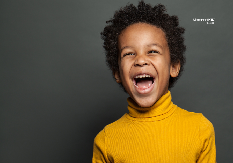 winter-themed kid jokes guaranteed to make them laugh (and probably roll their eyes)